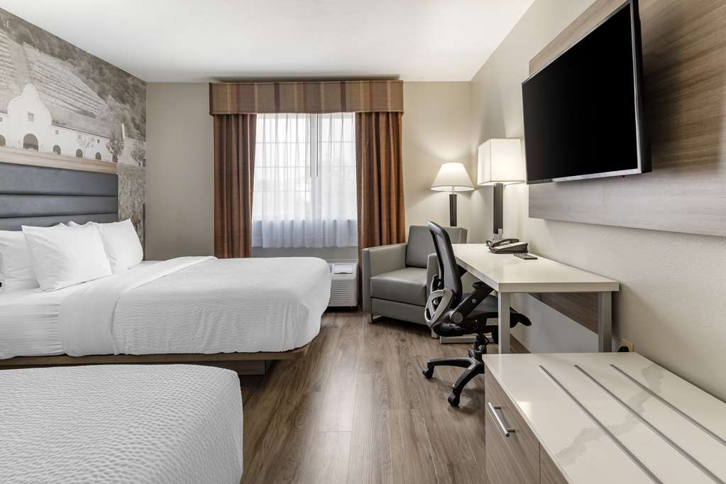 Best Western Plus Vineyard Inn - photo 2