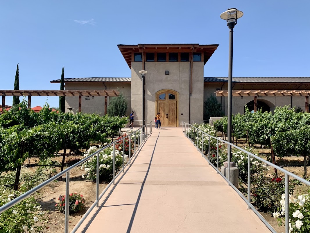 Garré Vineyard, Restaurant, & Event Center - photo 1