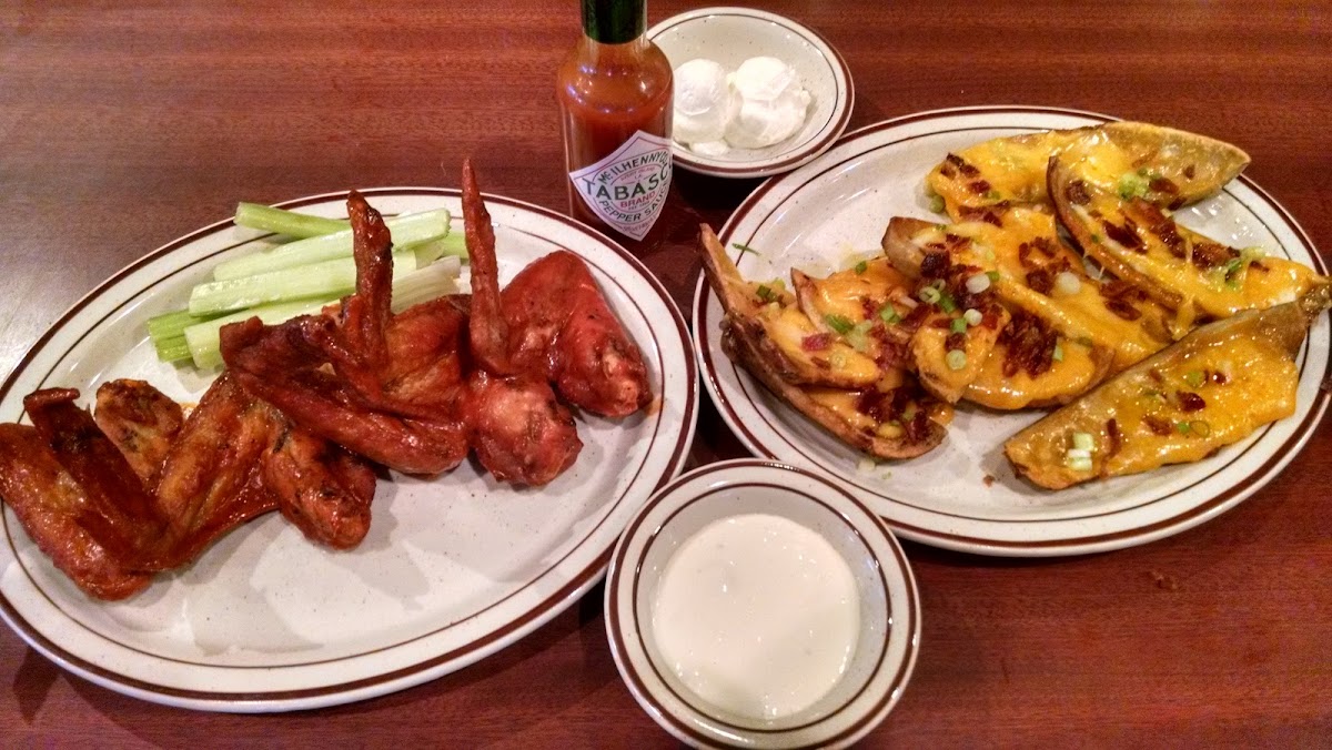 The Riata Diner & Tavern - photo 2